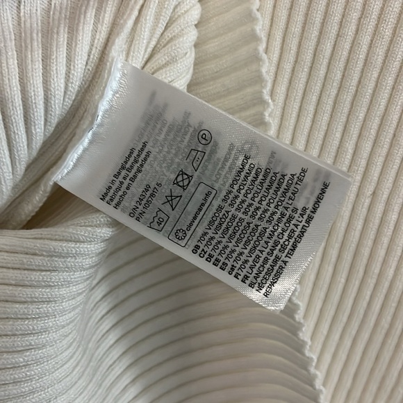 H&M Ribbed Knit Open-Loop Top - Picture 5 of 6